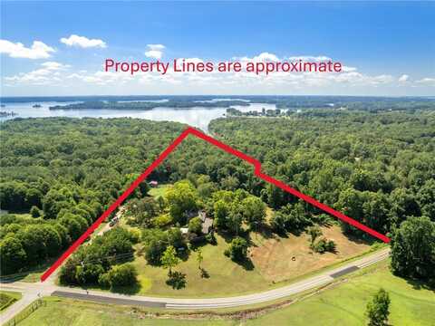 200 Chenault Road, Townville, SC 29689