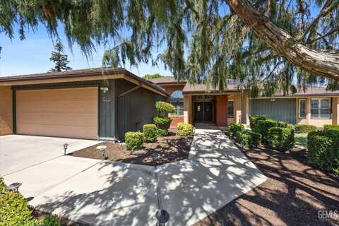 2904 Blackjack Oak Lane, Bakersfield, CA 93311