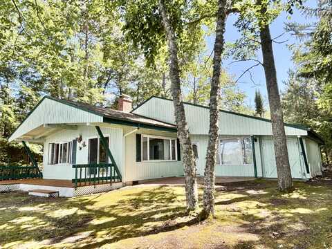 4188 Tee Lake Woods Road, Lewiston, MI 49756