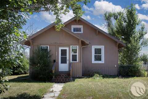 721 N Cody Avenue, Hardin, MT 59034
