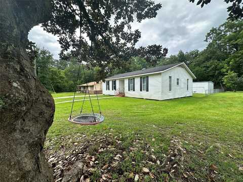 500 W Holly, Woodville, TX 75979