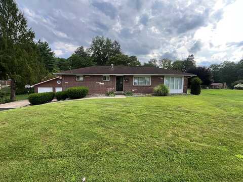 126 Main Street, DANIELS, WV 25832