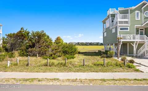 862 Ocean Boulevard W, Holden Beach, NC 28462