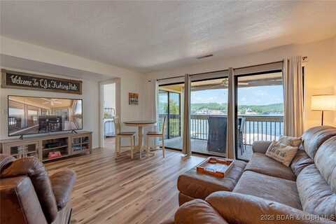 2500 Bay Point Lane, Osage Beach, MO 65065