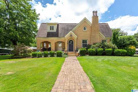 1900 3RD AVENUE, PELL CITY, AL 35125