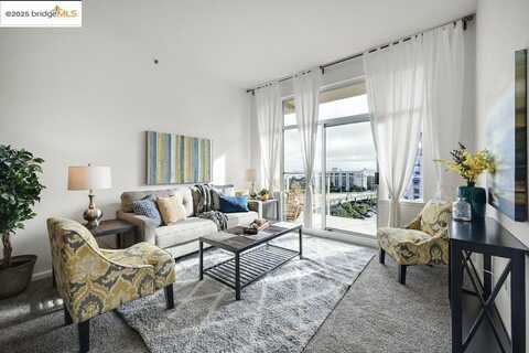 5855 Horton St, Emeryville, CA 94608