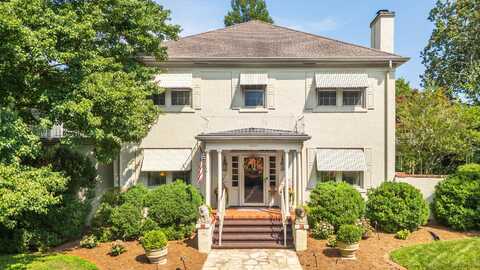 2702 N Ocoee Street, Cleveland, TN 37312