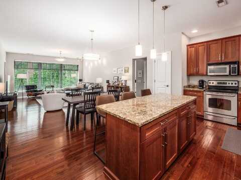250 Daniel Burnham Square, Columbus, OH 43215