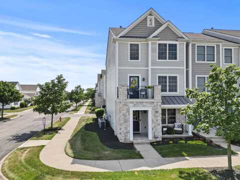 5466 Bull Creek Drive, Dublin, OH 43016