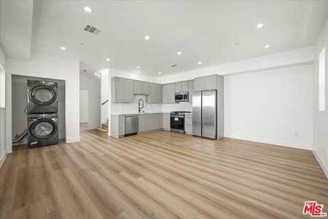 914 N Hudson Ave, Los Angeles, CA 90038