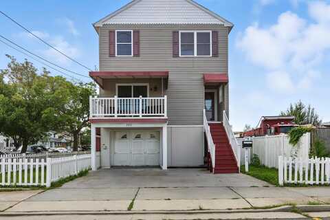 142 W Montgomery, Wildwood, NJ 08260