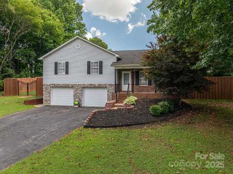 2414 22nd Street NE, Hickory, NC 28601