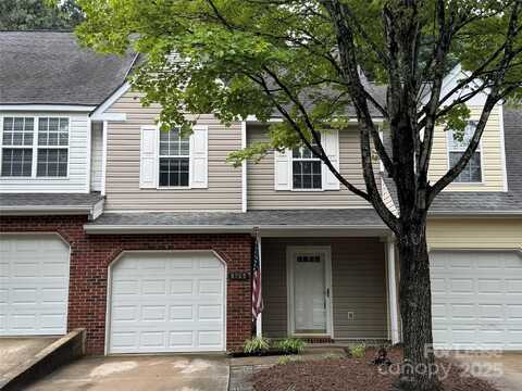 8763 Robinson Forest Drive, Charlotte, NC 28277