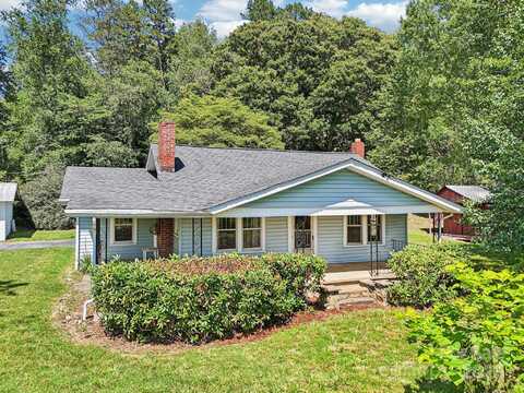 203 Beaverdam Road, Candler, NC 28715