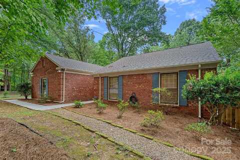 801 Odell Court, Matthews, NC 28105