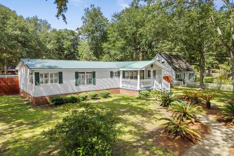 65 Platinum Street, Walterboro, SC 29488