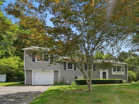 44 Simsbury Manor Drive, Simsbury, CT 06089