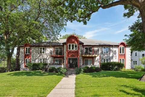 421 42nd Street unit: 6, Des Moines, IA 50312