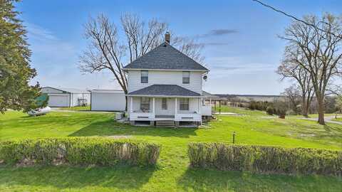 27048 500th Street, Chariton, IA 50049
