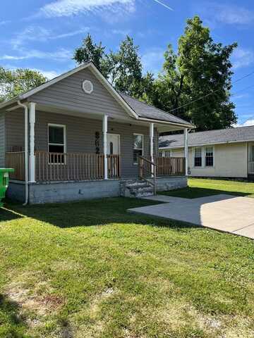 802 Indian Ave, Rossville, GA 30741