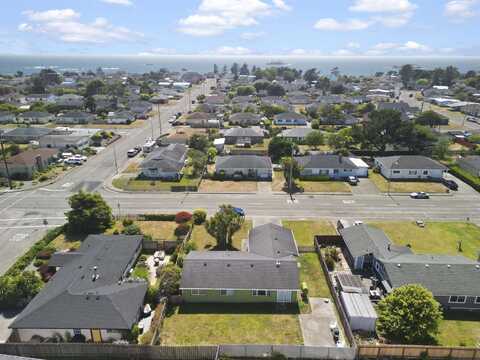 1343 A, Crescent City, CA 95531