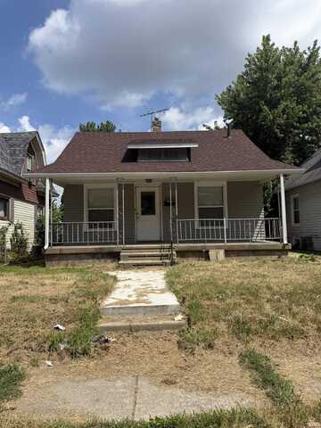 1127 E Fox Street, South Bend, IN 46613