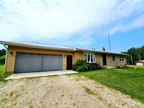 N 9944 Donner DR, Germfask, MI 49836