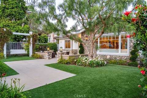 461 Poplar Street, Laguna Beach, CA 92651