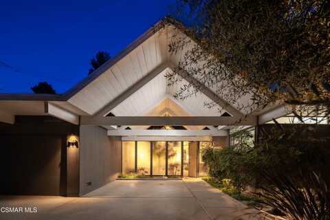 416 Camino Manzanas, Thousand Oaks, CA 91360