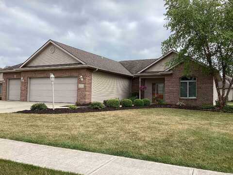 10414 Hawkstream Trail, Hoagland, IN 46745