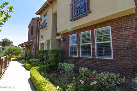 28562 Herrera Street, Valencia, CA 91354