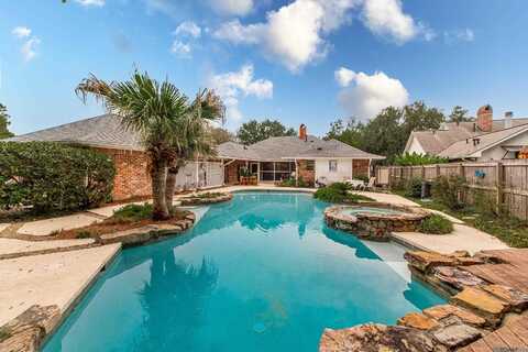 222 W Shady Lake Pl, Baton Rouge, LA 70810
