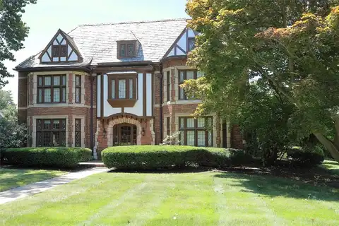 3906 STATE Street, Erie, PA 16508