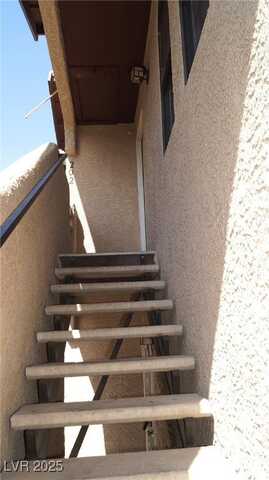 4050 Luzon Way, Las Vegas, NV 89103