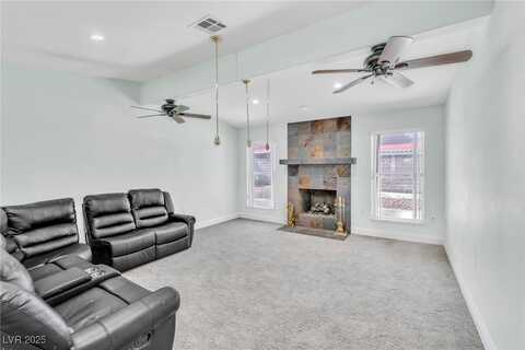 8808 Silvagni Drive, Las Vegas, NV 89117