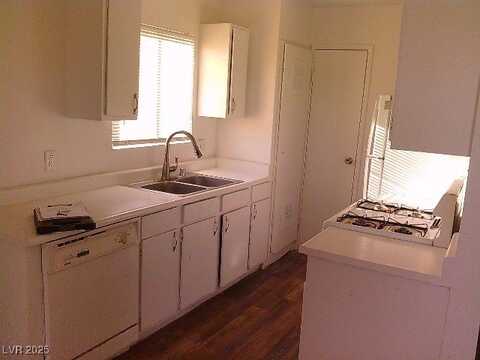 1724 Breckenwood Court, Las Vegas, NV 89115