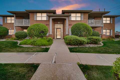 9802 Wildwood Circle, Munster, IN 46321