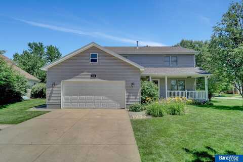 7530 S 29th Street, Lincoln, NE 68516