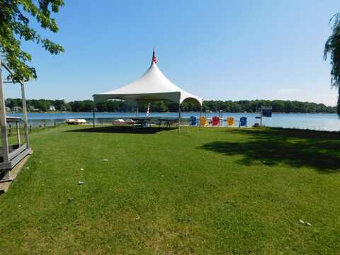 48893 Main Street, Lawrence, MI 49064