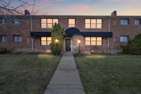 25707 Woodward Avenue, Royal Oak, MI 48067