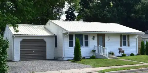 106 Vinewood Avenue, Sturgis, MI 49091