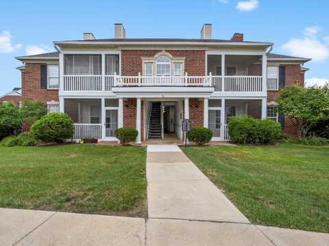 846 W Summerfield Gln Circle, Ann Arbor, MI 48103
