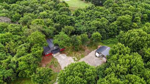 18013 Lawrence 2167, Aurora, MO 65605
