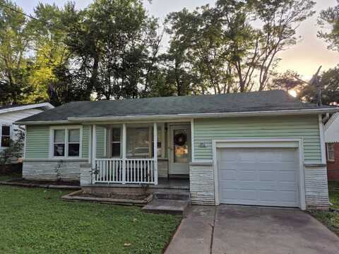 1917 S Weaver Avenue, Springfield, MO 65807