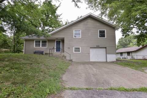 103 Elementary Road, Reeds Spring, MO 65737