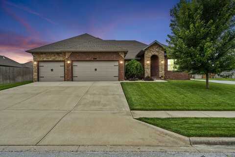 656 N Maplewood Hills Road, Nixa, MO 65714