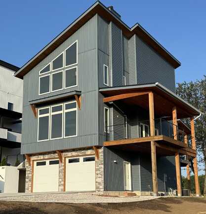 2807 S 14th Avenue, Ozark, MO 65721