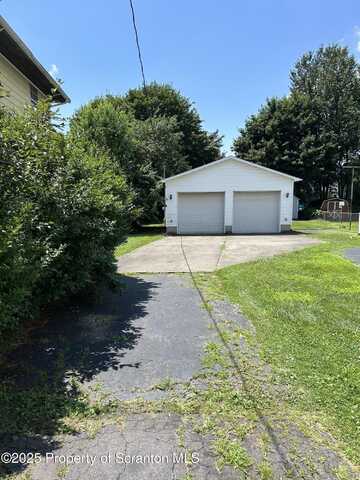209 Jackson Street, Olyphant, PA 18447