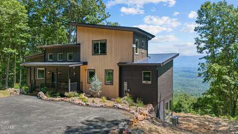 1874 Mountain Ash Way, Sevierville, TN 37862
