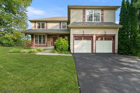 132 Pudding Stone Way, Lopatcong Twp., NJ 08865